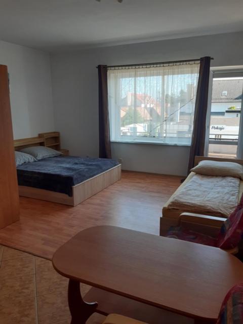 Pokoje Goscinne Mors Łeba Exterior foto
